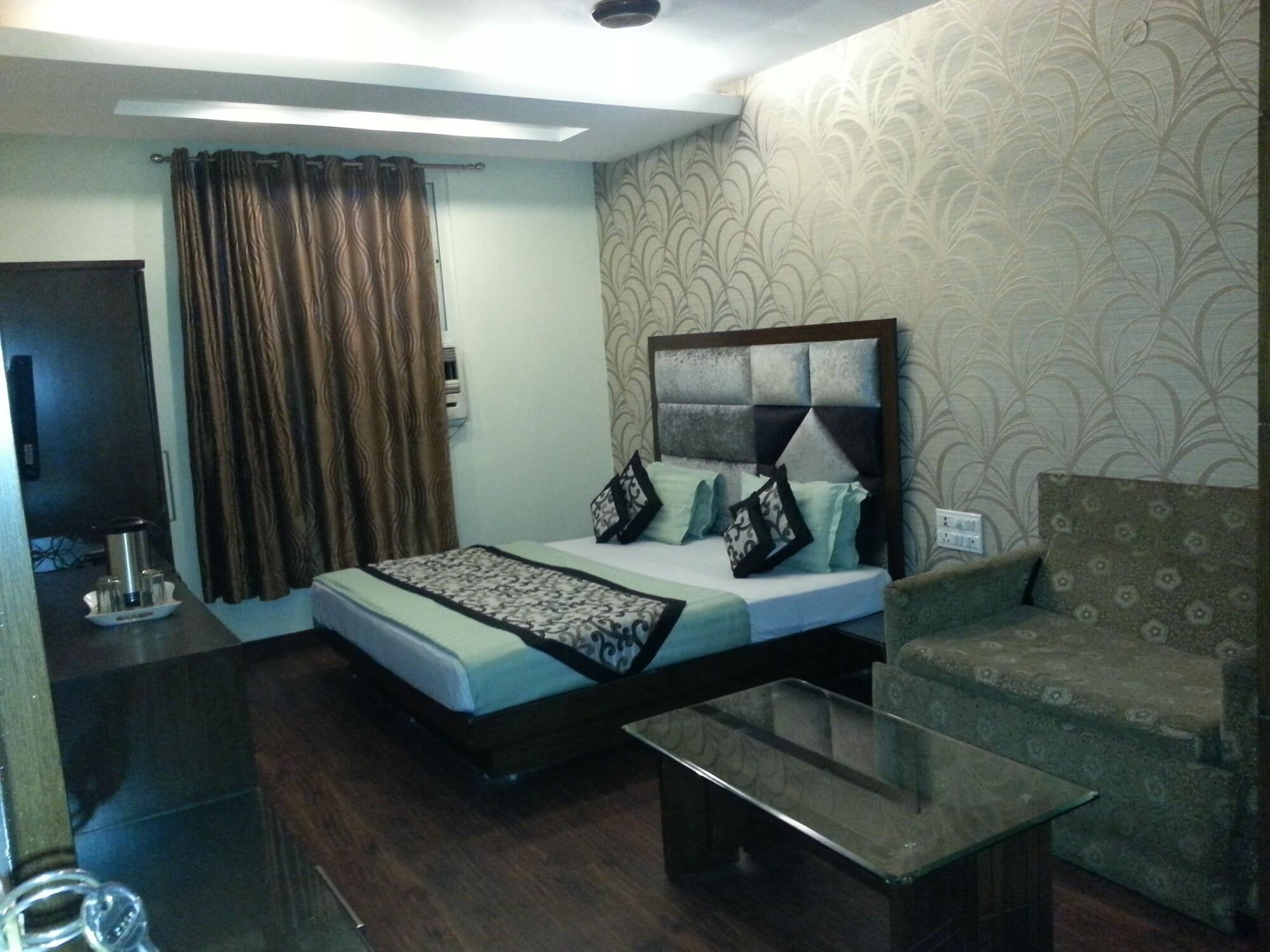 Hotel Vanson Villa - Near Connaught Place Nueva Delhi Exterior foto