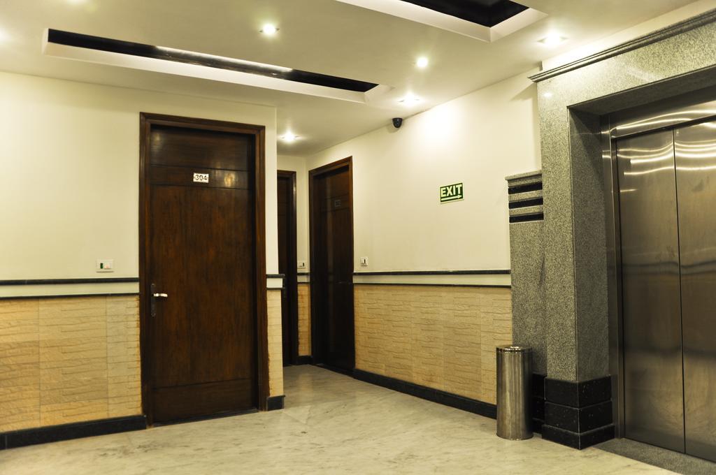Hotel Vanson Villa - Near Connaught Place Nueva Delhi Exterior foto